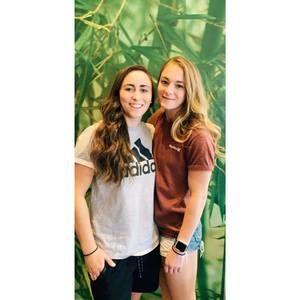 Meet your Posher, Alexis